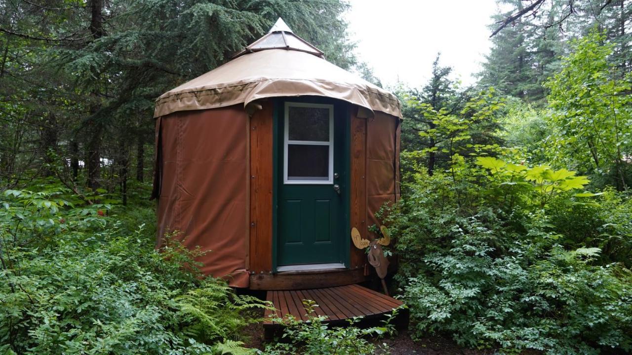 Nauti Otter Inn And Yurt Village Seward Exterior foto