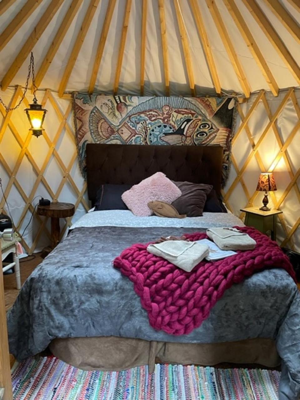Nauti Otter Inn And Yurt Village Seward Habitación foto
