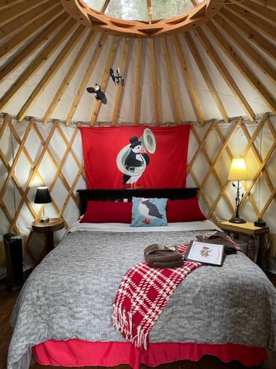 Nauti Otter Inn And Yurt Village Seward Habitación foto