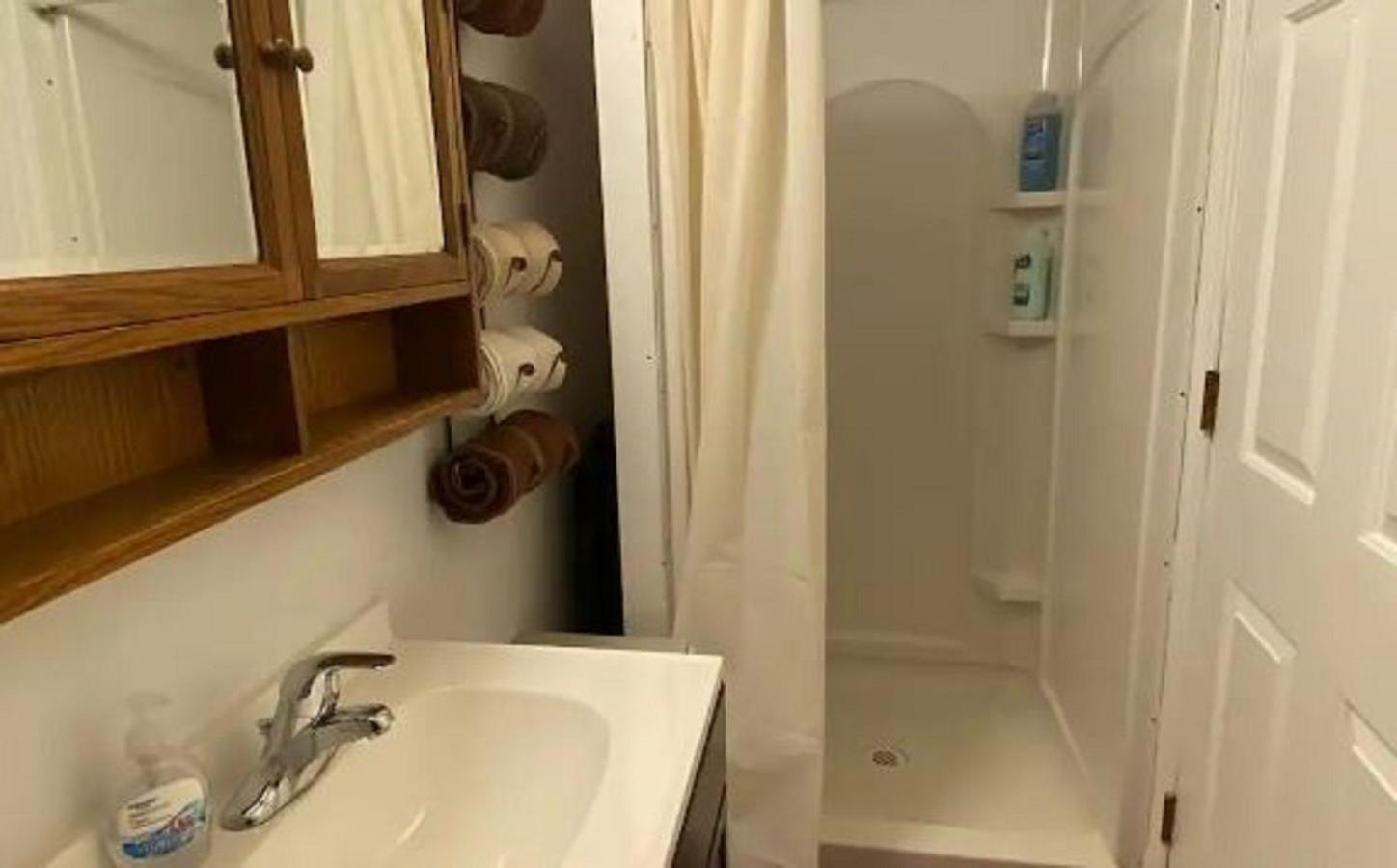 Nauti Otter Inn And Yurt Village Seward Habitación foto