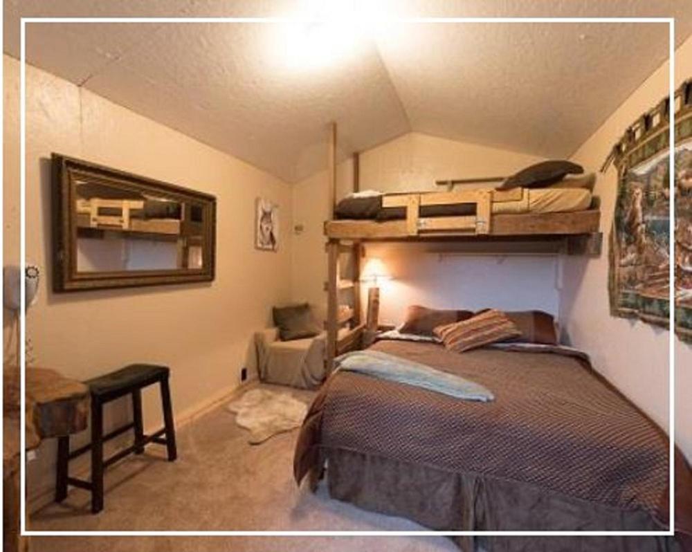 Nauti Otter Inn And Yurt Village Seward Habitación foto